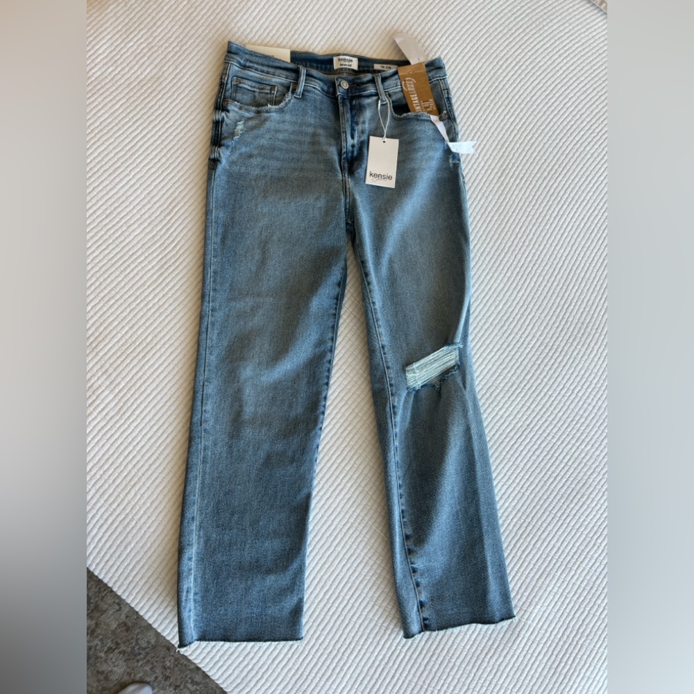 Kensie Light Blue Distressed Jeans